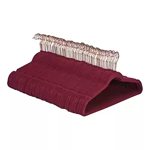 Juego de 100 perchas Amazon Basics