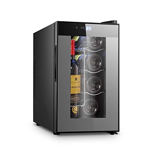 Vinoteca Taurus, de 65 W, y capacidad 32 litros.