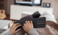 Teclado inalámbrico Logitech K400 Plus